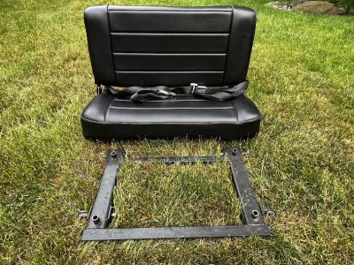 Hummer aux seat and base.jpg
